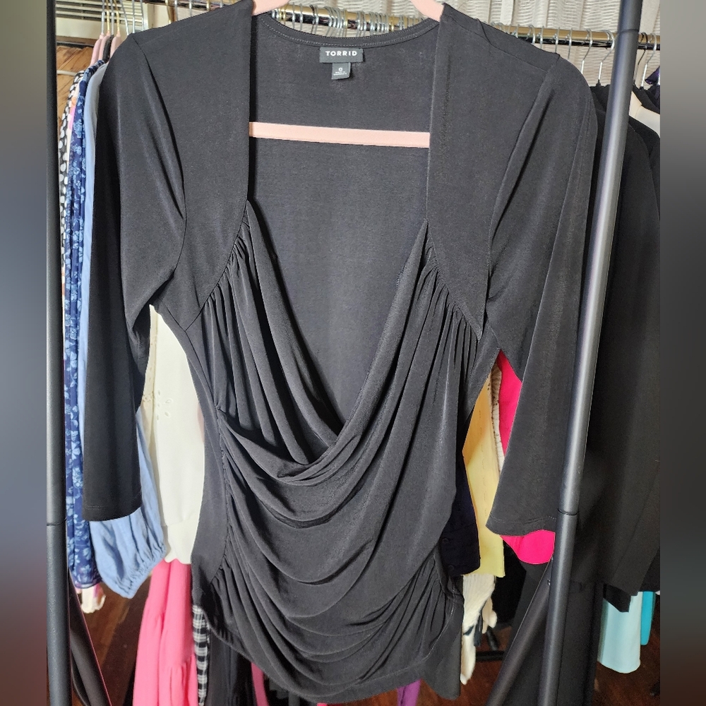 NWOT Torrid Black Ruched Drape Neck Surplice Top